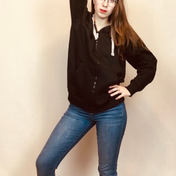 4/$20 FILA Black Zip UP Hoodie Oversized Size LARG - Picture 2 of 6